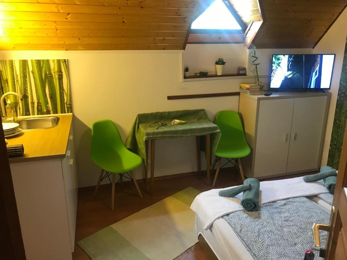 BalatongyörökBalaton Garden公寓 外观 照片