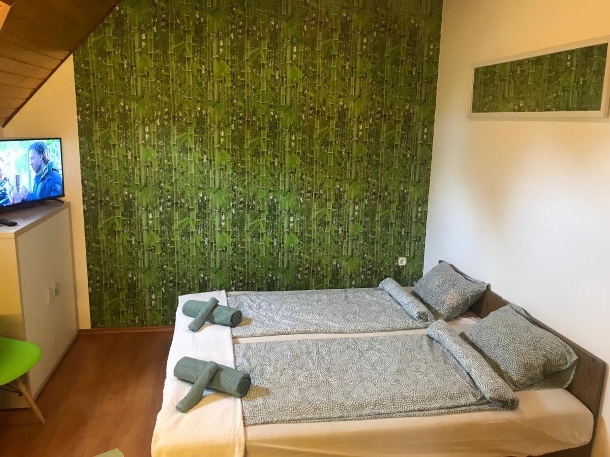 BalatongyörökBalaton Garden公寓 外观 照片
